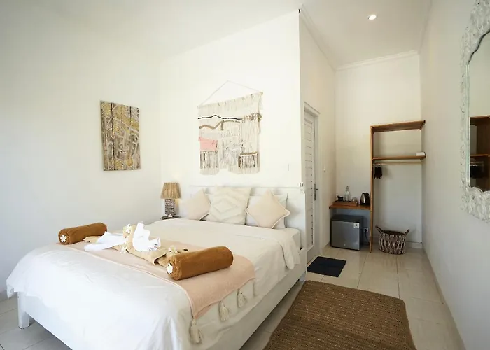 Sukacita Hill 4*
