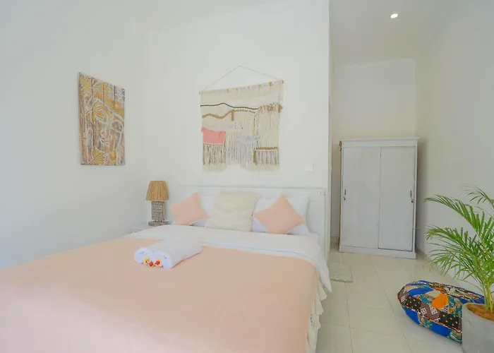 Sukacita Hill Affittacamere 4*