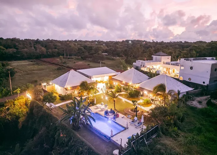 Sukacita Hill Konukevi 4*